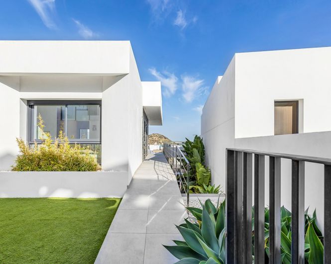 Image No.47-3 Bed Villa for sale