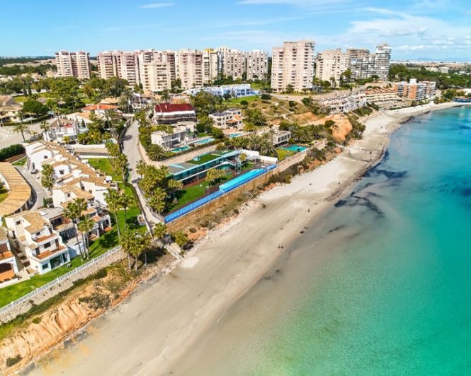 Image No.5-4 Bed Villa for sale