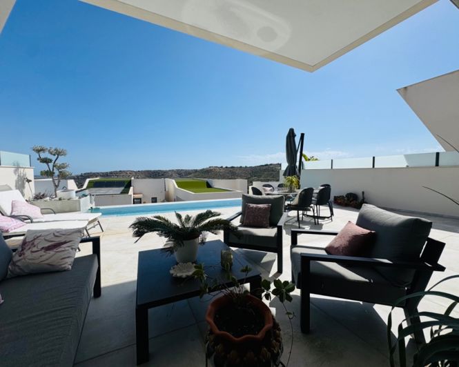 Image No.5-3 Bed Villa for sale