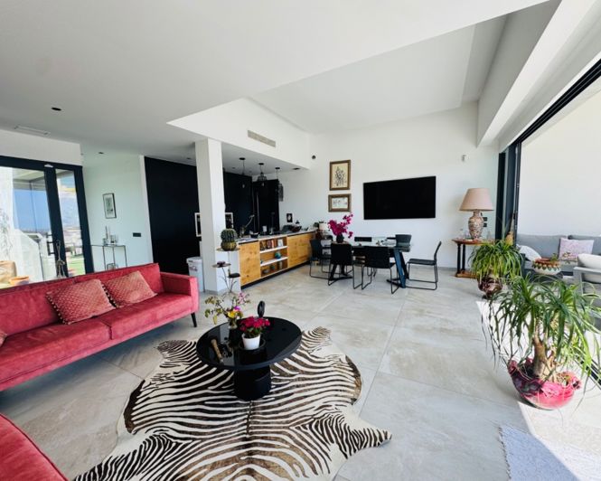 Image No.6-3 Bed Villa for sale