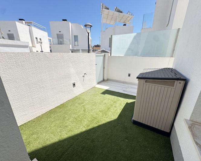 Image No.12-4 Bed Villa for sale