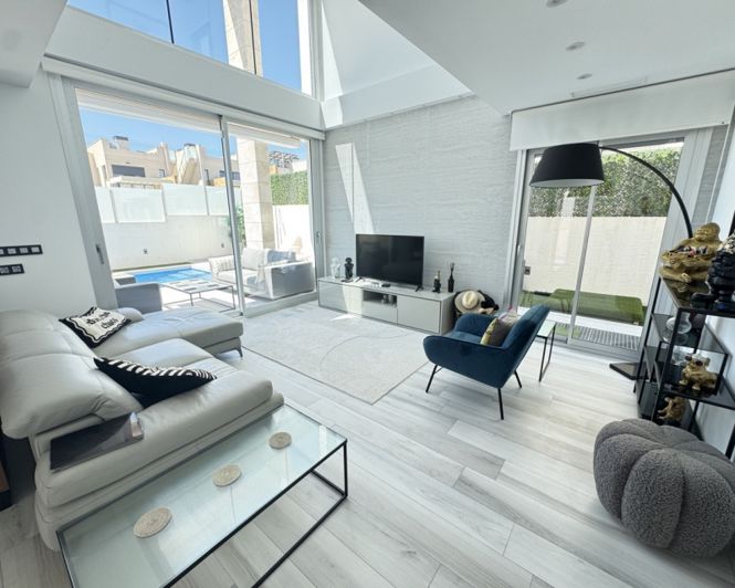 Image No.6-4 Bed Villa for sale