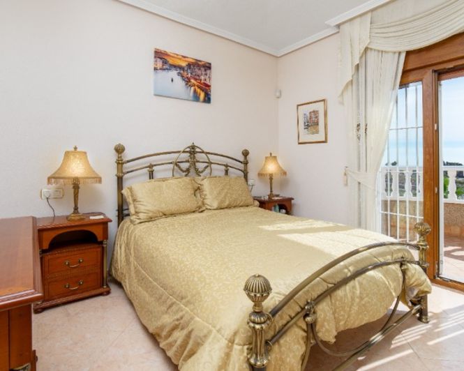 Image No.3-2 Bed Villa for sale