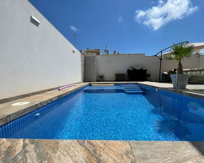 Image No.20-3 Bed Villa for sale