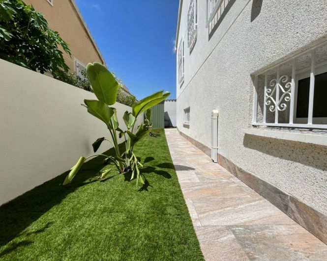 Image No.24-3 Bed Villa for sale