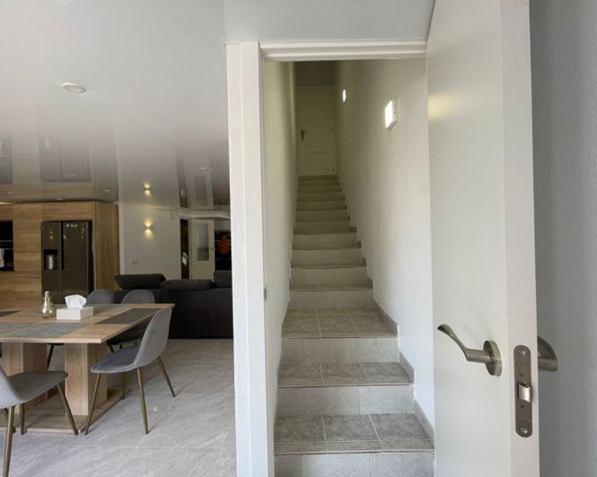 Image No.33-3 Bed Villa for sale