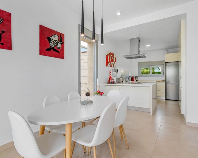 Image No.11-3 Bed Villa for sale