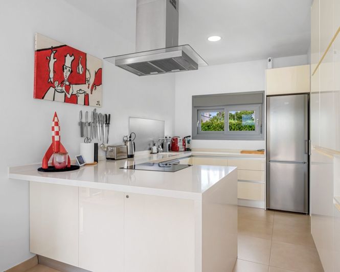 Image No.12-3 Bed Villa for sale