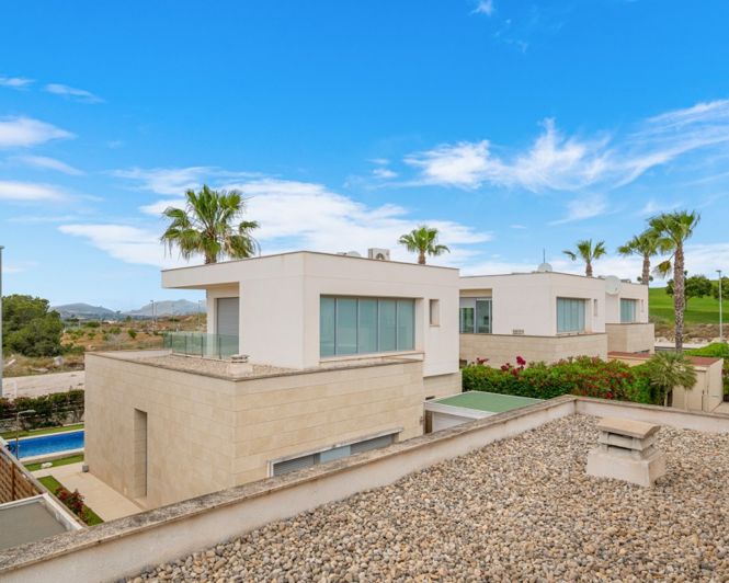 Image No.28-3 Bed Villa for sale