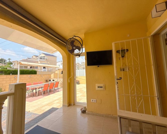 Image No.20-4 Bed Apartment for sale