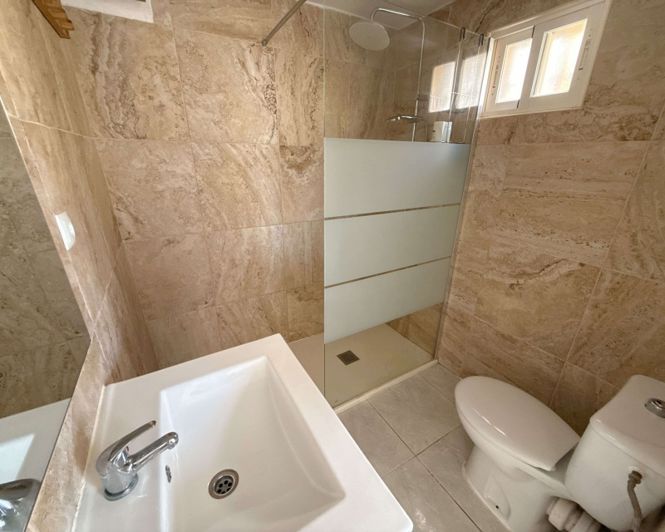 Image No.22-4 Bed Apartment for sale