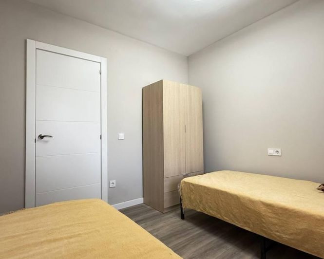 Image No.23-2 Bed Apartment for sale