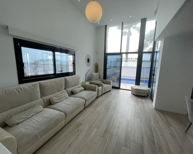 Image No.20-4 Bed Villa for sale