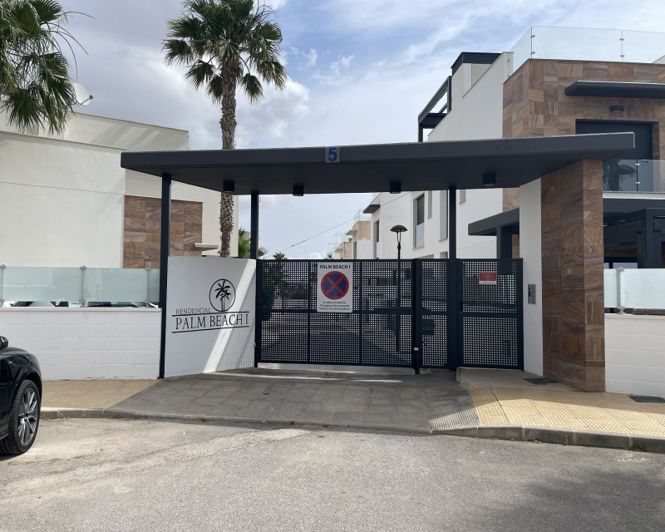 Image No.6-4 Bed Villa for sale