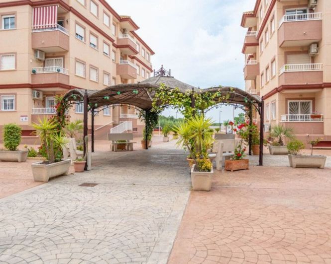 Image No.33-2 Bed Apartment for sale