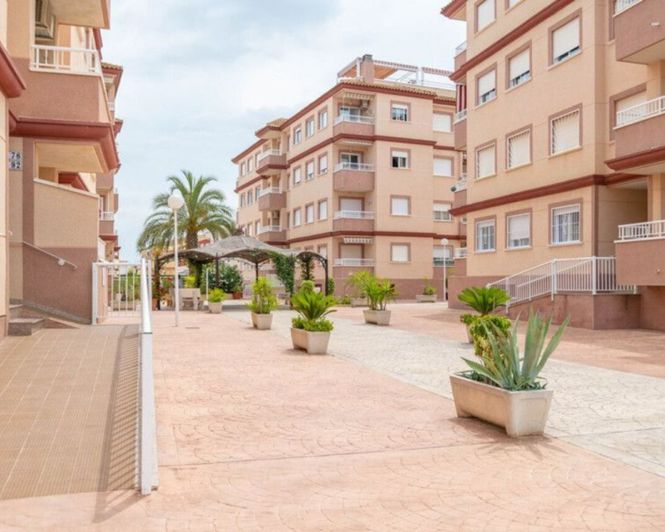 Image No.34-2 Bed Apartment for sale