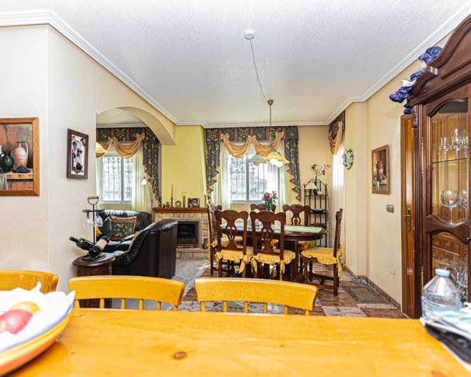 Image No.15-3 Bed Villa for sale