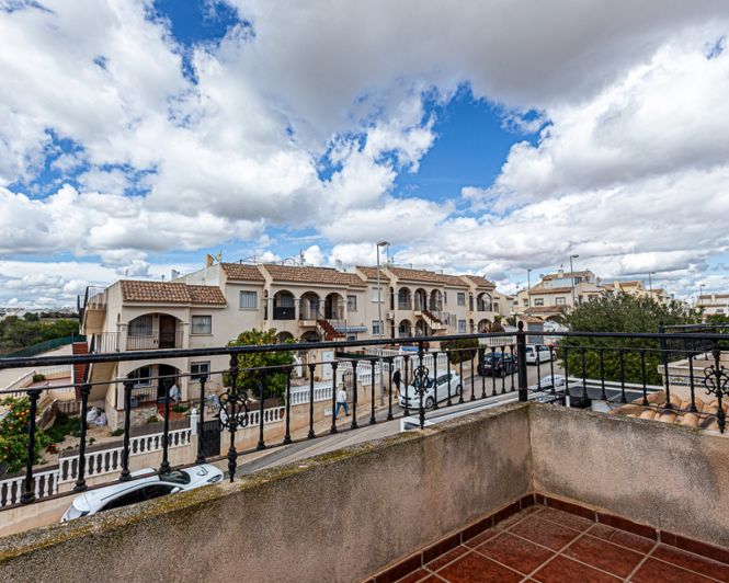 Image No.28-3 Bed Villa for sale