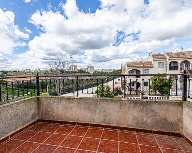 Image No.32-3 Bed Villa for sale