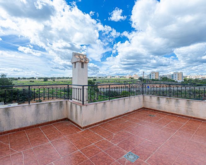 Image No.3-3 Bed Villa for sale