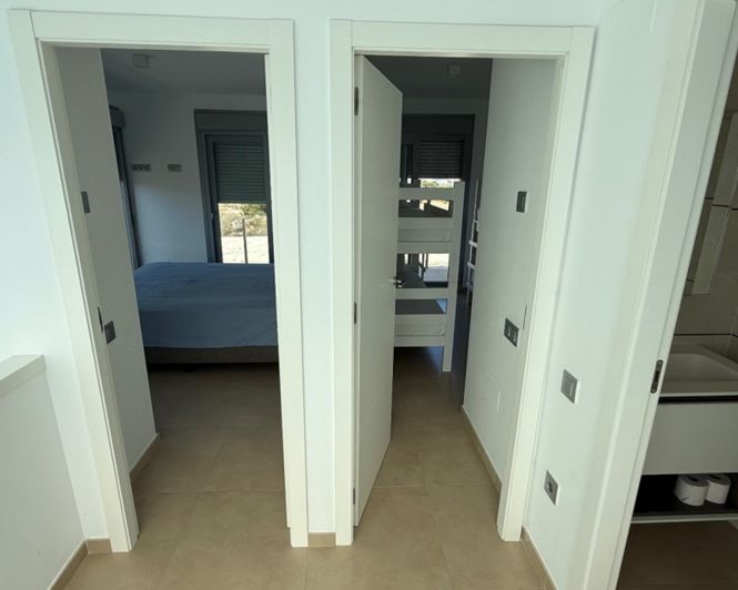 Image No.26-3 Bed Villa for sale