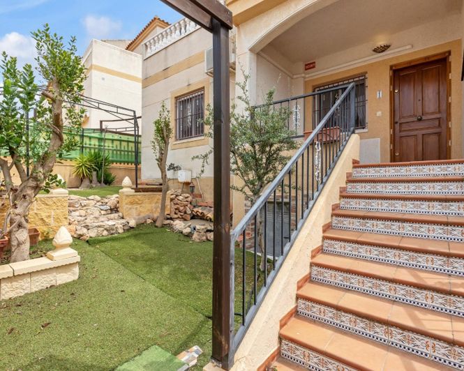 Image No.1-3 Bed Apartment for sale