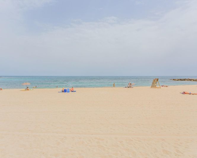 Image No.22-3 Bed Apartment for sale