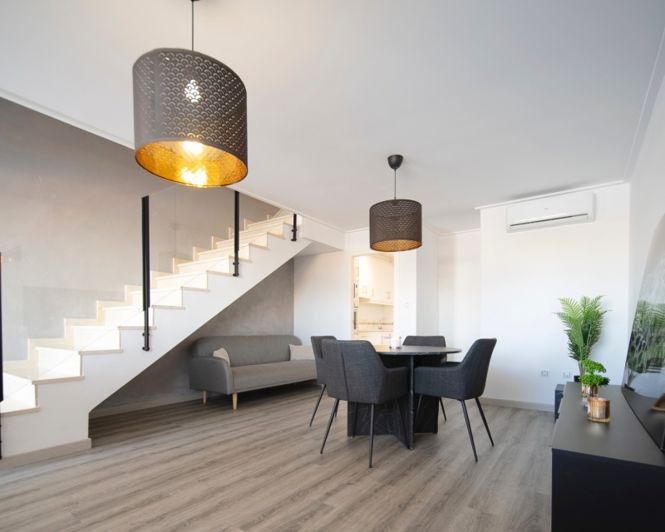 Image No.3-3 Bed Townhouse for sale