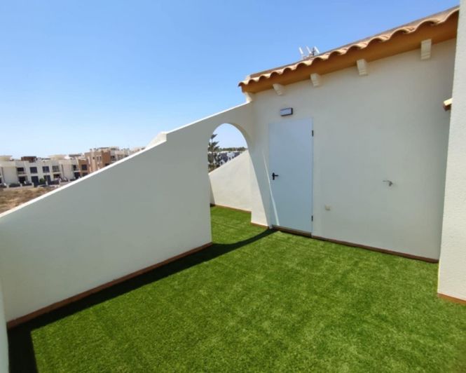 Image No.20-2 Bed Villa for sale