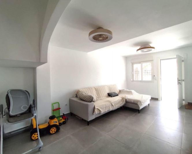 Image No.26-2 Bed Villa for sale