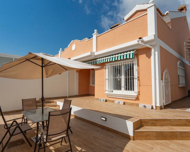 Image No.1-3 Bed Townhouse for sale