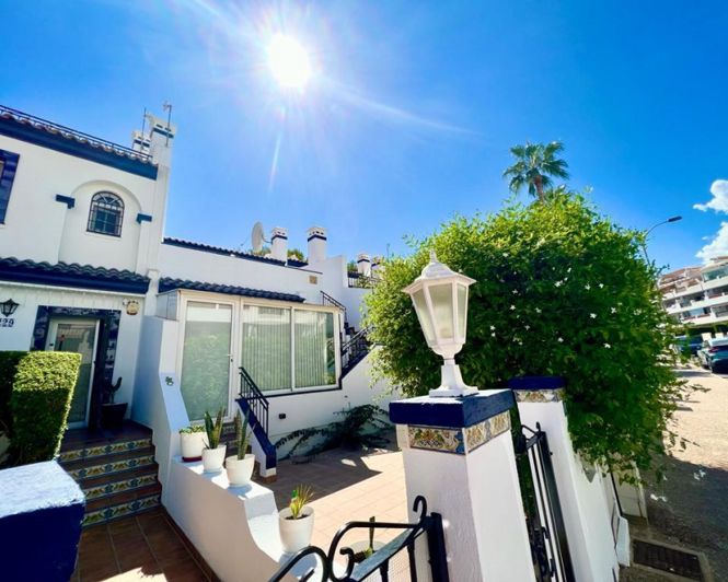 Image No.17-3 Bed Bungalow for sale