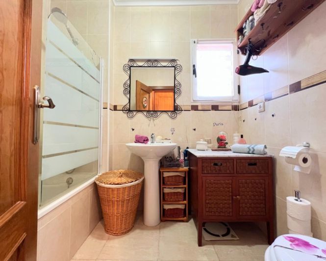 Image No.23-2 Bed Apartment for sale