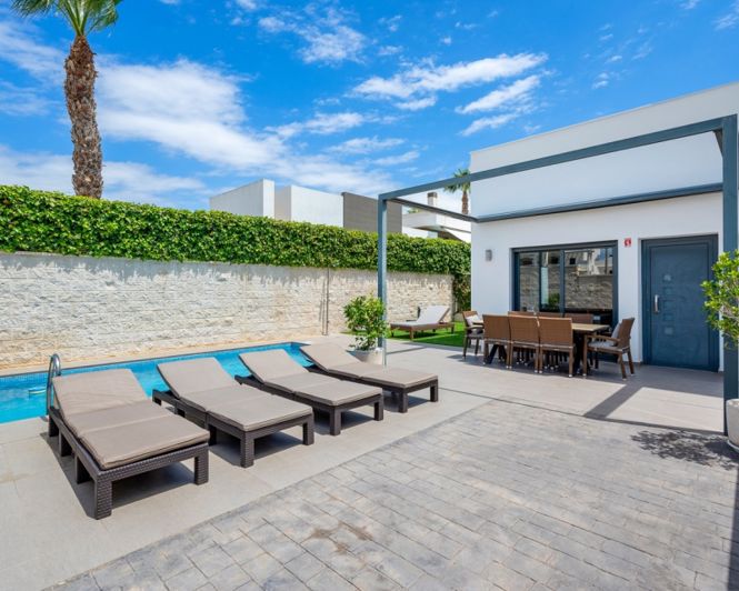 Image No.31-3 Bed Villa for sale