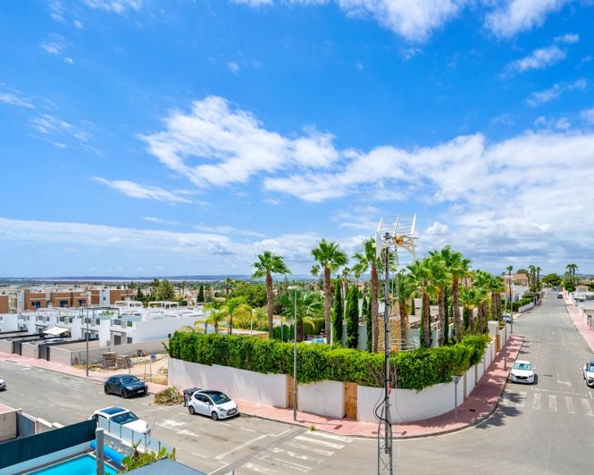 Image No.32-3 Bed Villa for sale