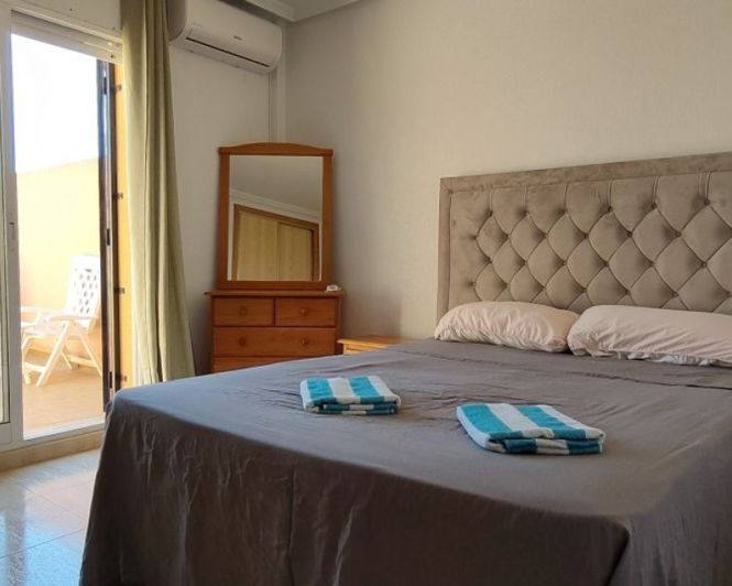 Image No.23-3 Bed Townhouse for sale