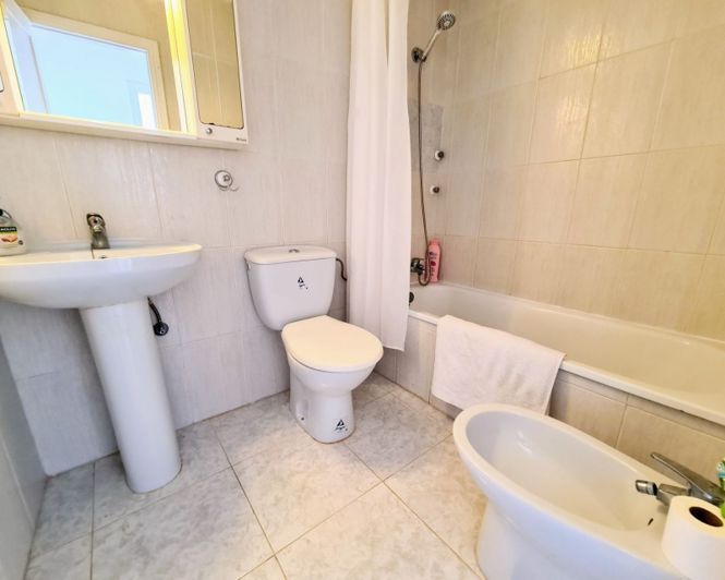 Image No.13-2 Bed Apartment for sale