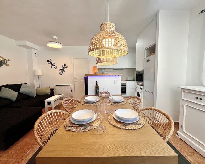 Image No.11-3 Bed Villa for sale