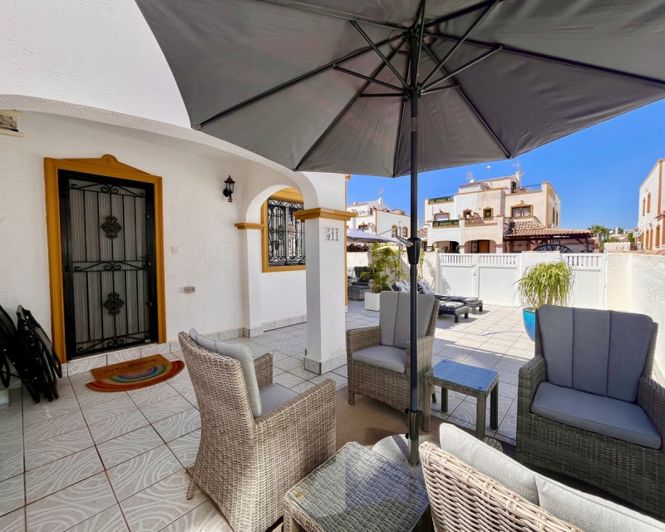 Image No.27-3 Bed Villa for sale