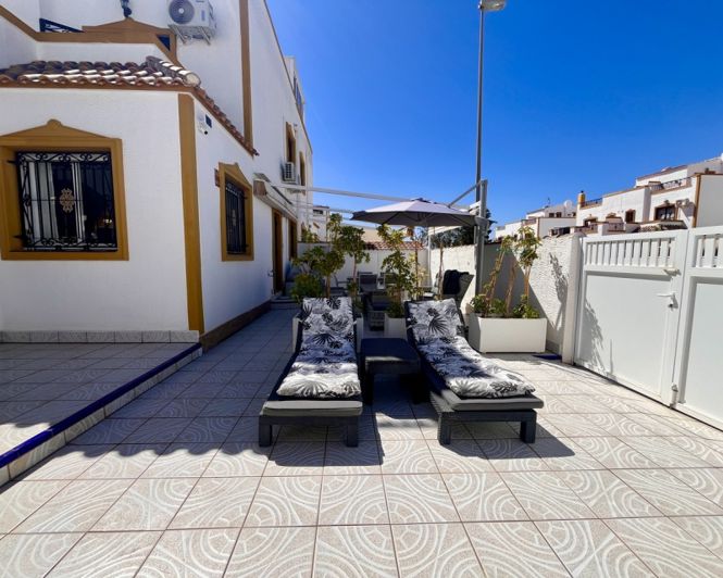 Image No.28-3 Bed Villa for sale