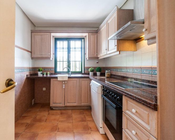 Image No.10-3 Bed Villa for sale