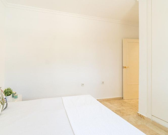 Image No.14-3 Bed Villa for sale