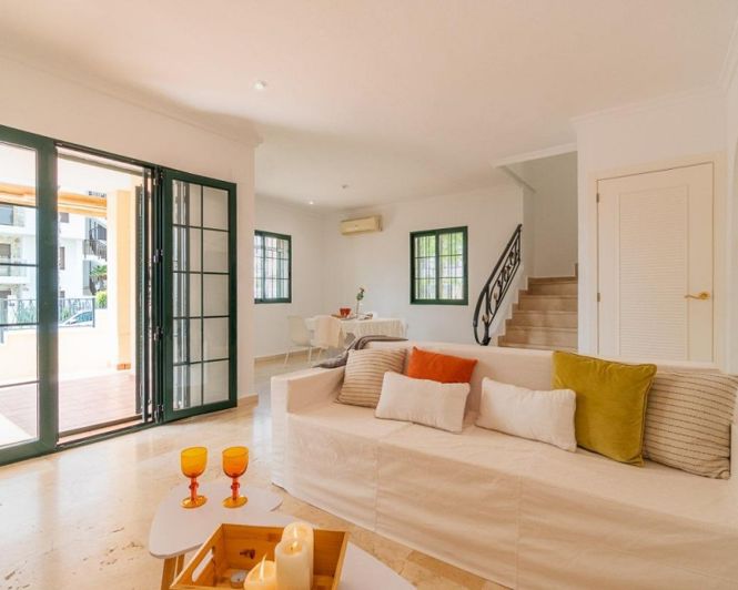 Image No.21-3 Bed Villa for sale