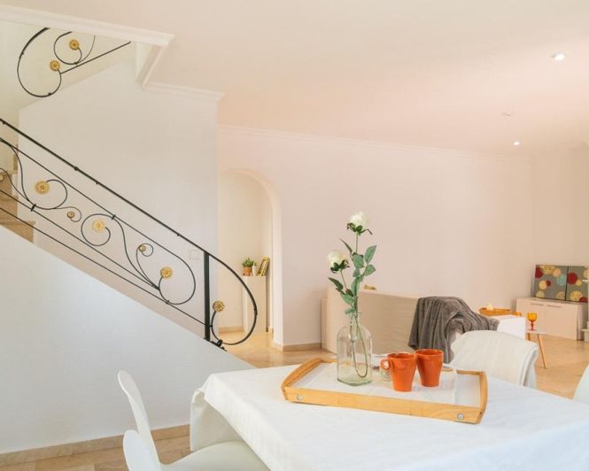 Image No.24-3 Bed Villa for sale