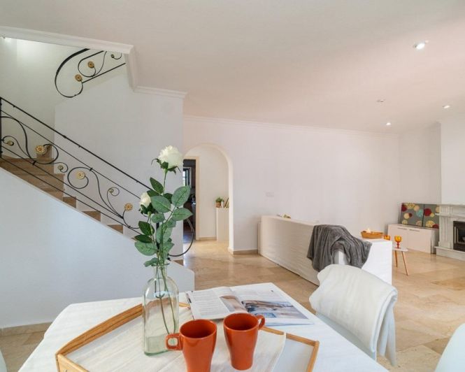 Image No.27-3 Bed Villa for sale