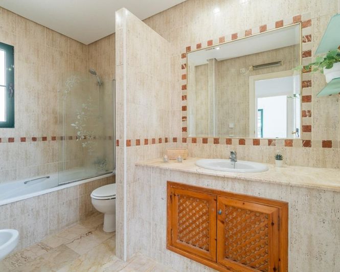 Image No.32-3 Bed Villa for sale