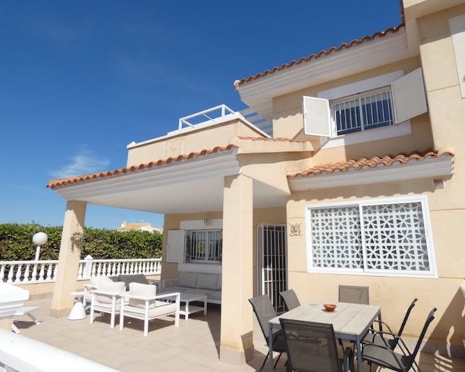 Image No.1-3 Bed Townhouse for sale