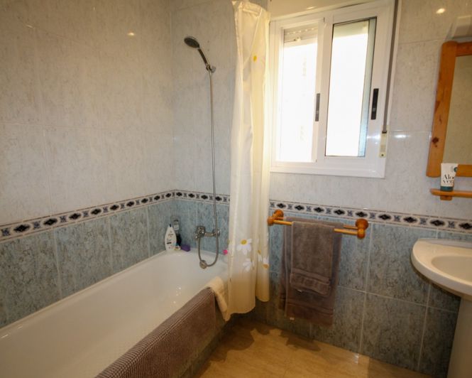 Image No.13-2 Bed Villa for sale