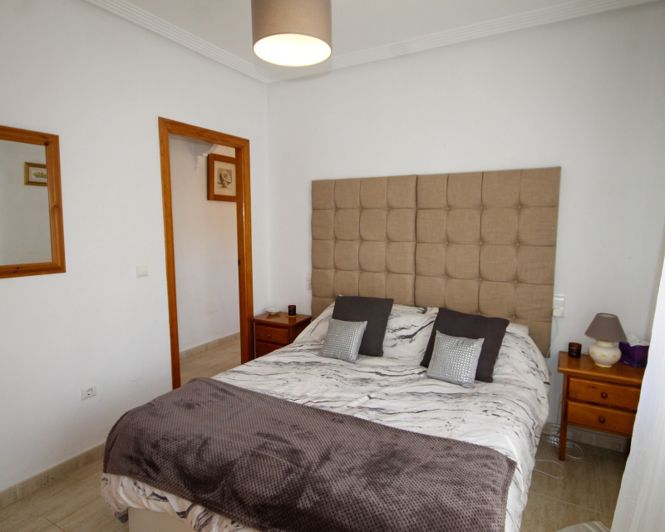 Image No.9-2 Bed Villa for sale