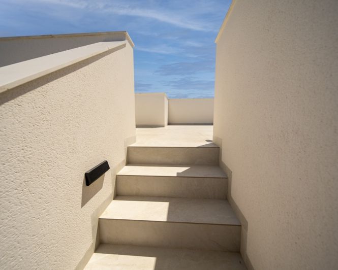 Image No.15-2 Bed Villa for sale